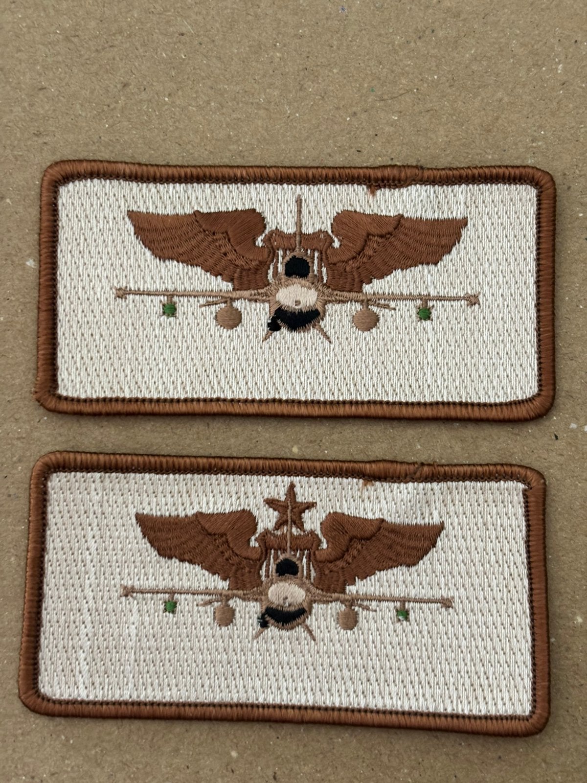 Setje name tags F-16 USAF, Verzamelen, Verzenden, Luchtmacht, Amerika, Embleem of Badge