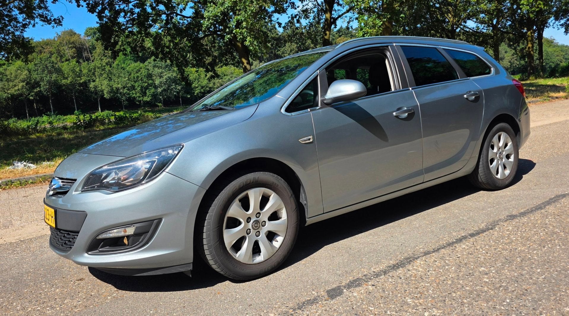 Opel Astra Sports Tourer 1.6 CDTi Edition EXPORTPRIJS EX BPM, Voorwielaandrijving, Gebruikt, Euro 6, 4 cilinders