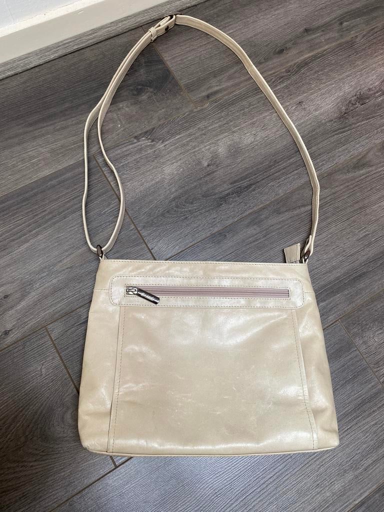 Beige schoudertas, Sieraden, Tassen en Uiterlijk, Tassen | Damestassen, Ophalen of Verzenden, Gebruikt, Beige, Schoudertasje