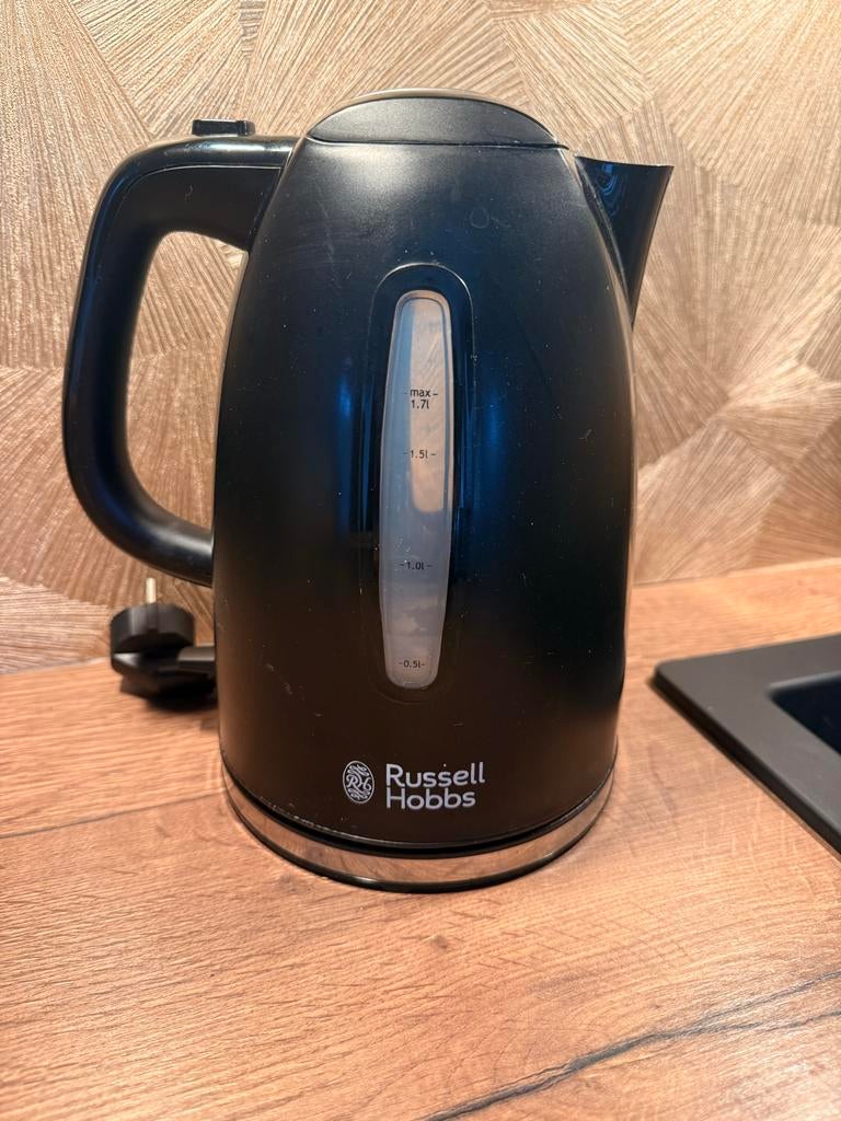 Waterkoker en koffiezetapparaat - Goede staat, Witgoed en Apparatuur, Waterkokers, 1 tot 2 liter, Ophalen of Verzenden, Gebruikt