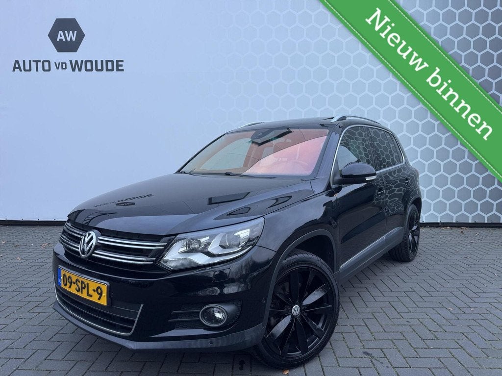 Volkswagen Tiguan 1.4 TSI Sport&Style Panoramadak Leer Xenon, Auto's, Volkswagen, Voorwielaandrijving, Euro 5, 15 km/l, 4 cilinders