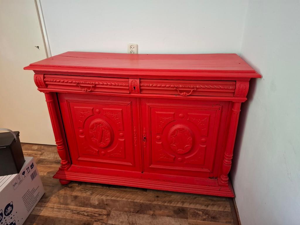 Rood dressoir, Antiek en Kunst, Antiek | Meubels | Kasten, Ophalen