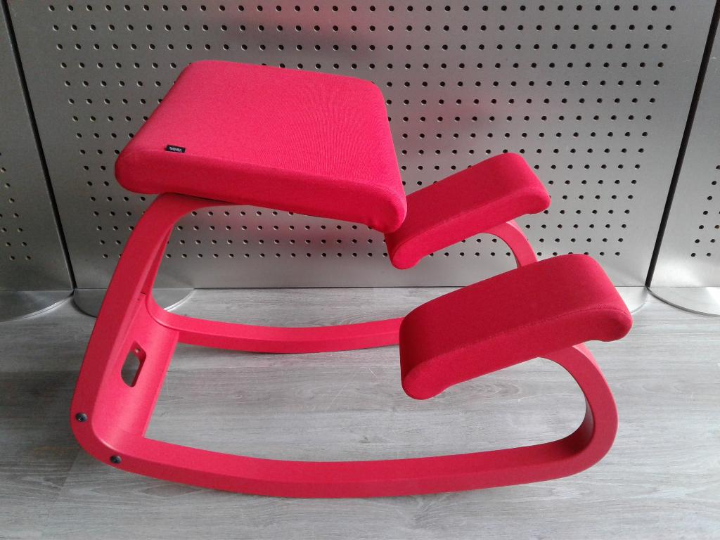 Variér (Stokke) Variable Balans (Rood), Nieuw!, Huis en Inrichting, Bureaustoelen, Nieuw, Ophalen of Verzenden, Variér, Bureaustoel