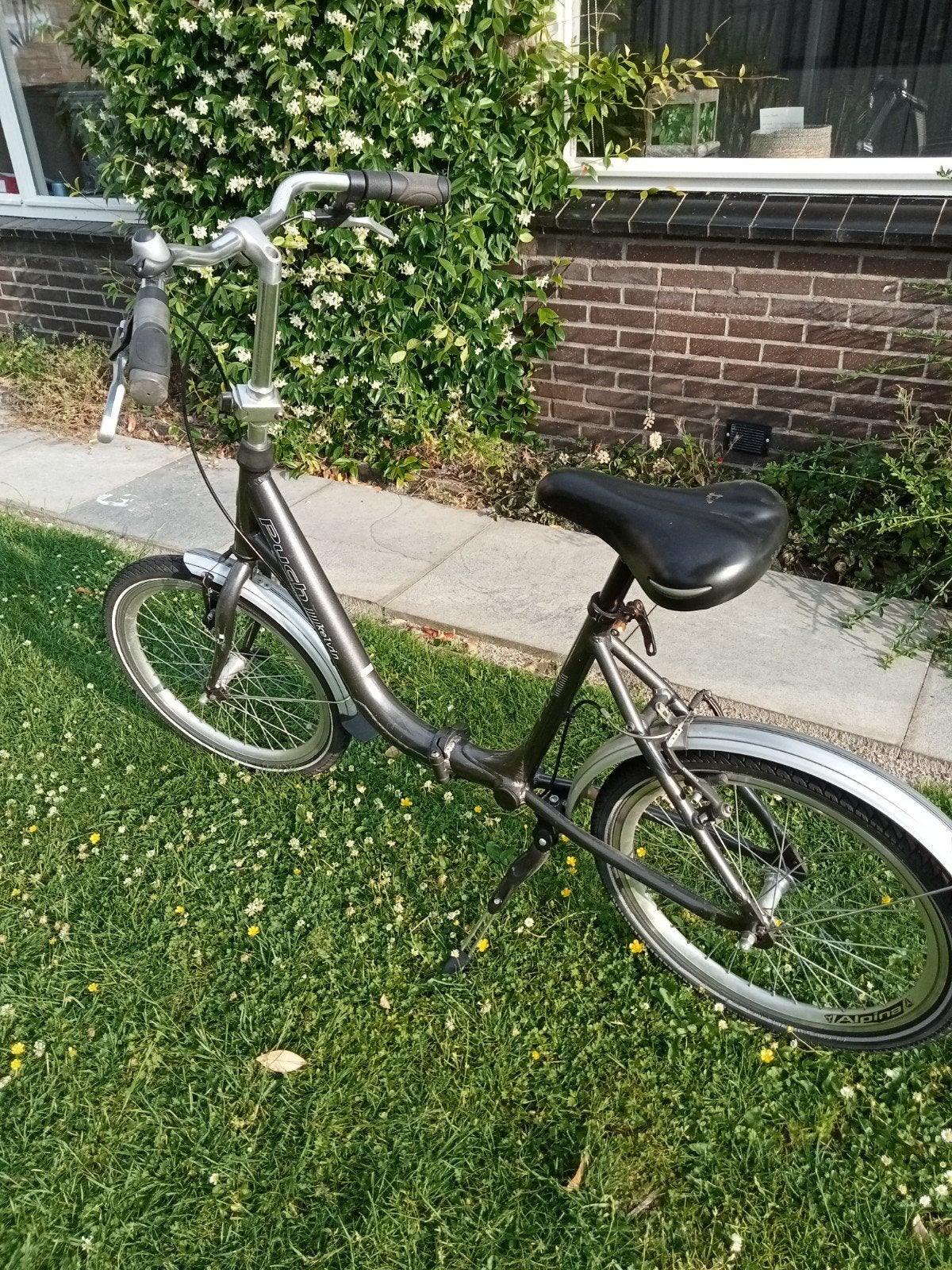 Opvouwbare loopfiets voor volwassenen., Velgrem, Zo goed als nieuw, 18 tot 20 inch, Ophalen