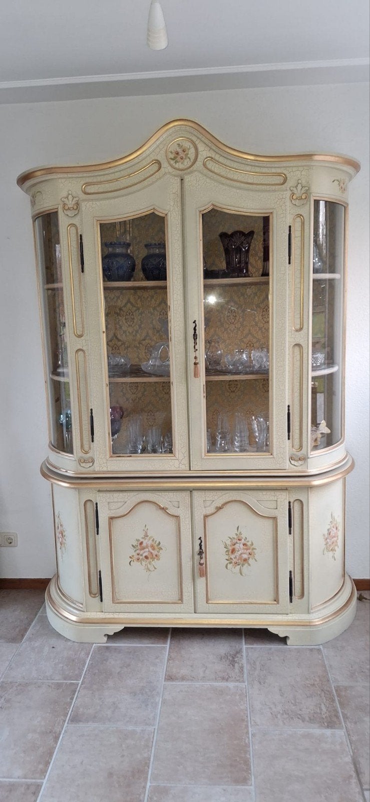 Barokke Kast en Tafel met 4 Stoelen - Bloemenmotief, Ophalen