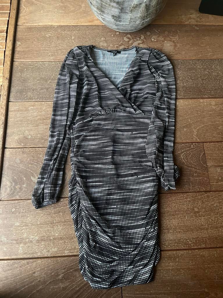 Nikkie jurk ( 36, Kleding | Dames, Jurken, Ophalen of Verzenden, Zo goed als nieuw, Zwart