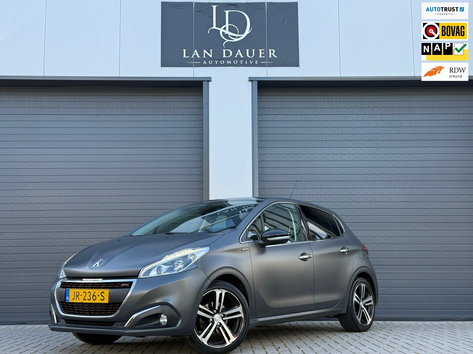 Peugeot 208 1.2 PureTech GT-line / PANORAMADAK / CAMERA, Auto's, Voorwielaandrijving, Euro 6, Automatische klimaatregeling, 23 km/l