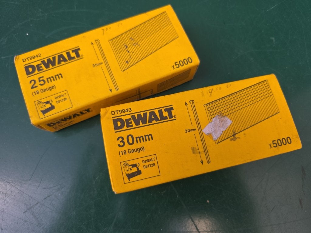 DeWalt spijkers DT9942 en DT9943 voor D51238 machine, Ophalen of Verzenden, Niet ingevuld, Niet ingevuld, Niet ingevuld
