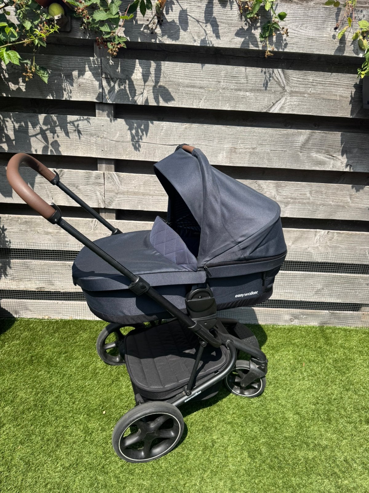 Easywalker Harvey 3 Premium Sapphire Blue Complete set, Verstelbare duwstang, Zo goed als nieuw, Combiwagen, Ophalen