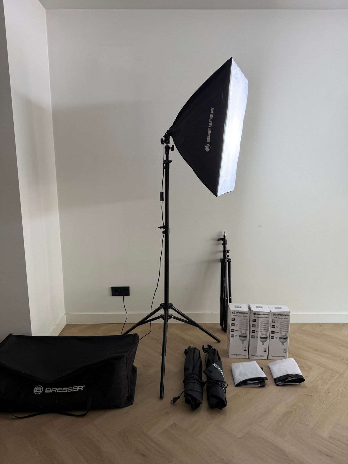 Bresser Fotografie- en Videobelichtingsset (3 softboxen), Complete fotostudio, Bresser, Ophalen of Verzenden, Zo goed als nieuw