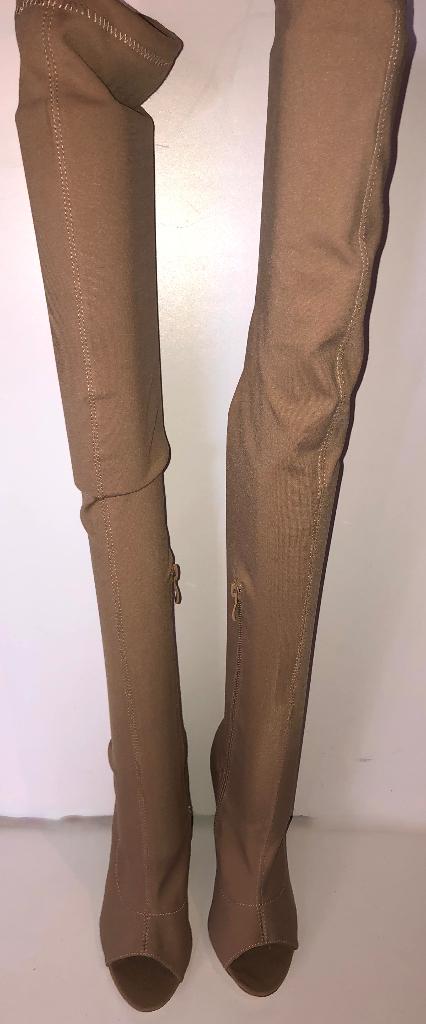 Lichtbruine zomerse over de knie peeptoe laarzen 36 Nieuw!!, Kleding | Dames, Schoenen, Hoge laarzen, Bruin, Nieuw, Ophalen of Verzenden