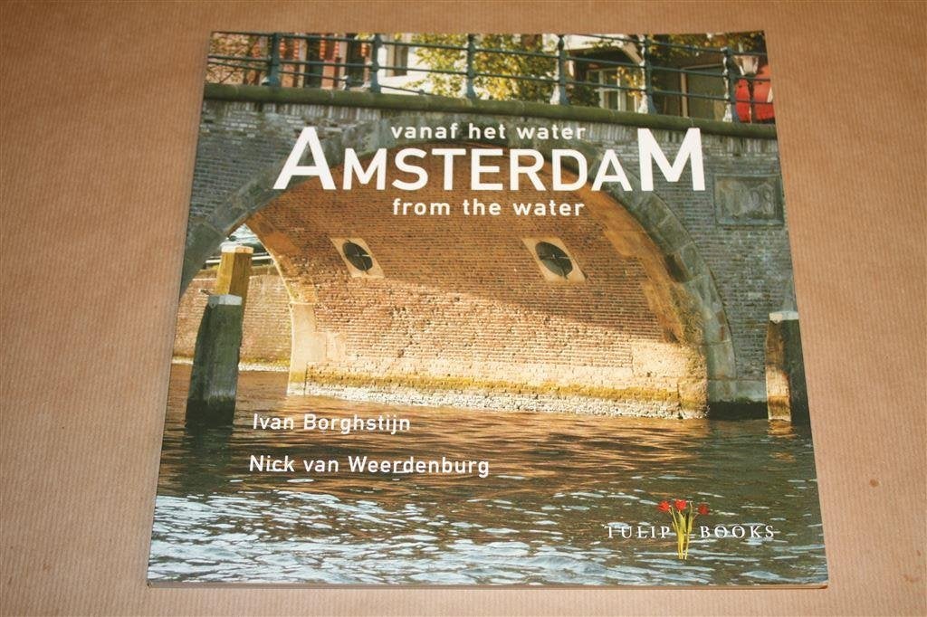 Amsterdam vanaf het water. Amsterdam from the water., Ophalen of Verzenden, Zo goed als nieuw