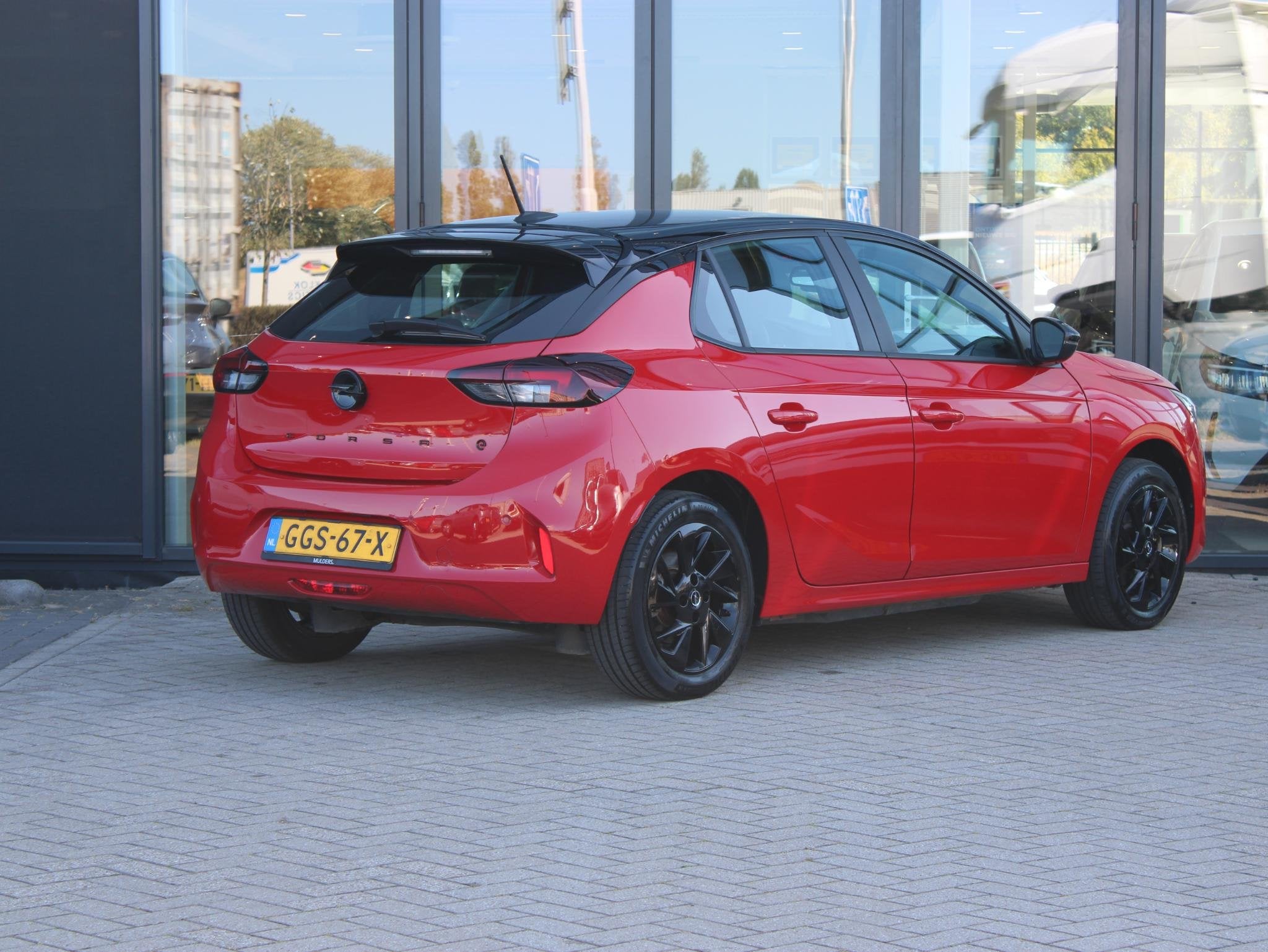 Opel Corsa Electric Yes 50 kWh | Stoel & Stuur verwm / Carpl, 12 maanden, Gebruikt, 355 km, Origineel Nederlands