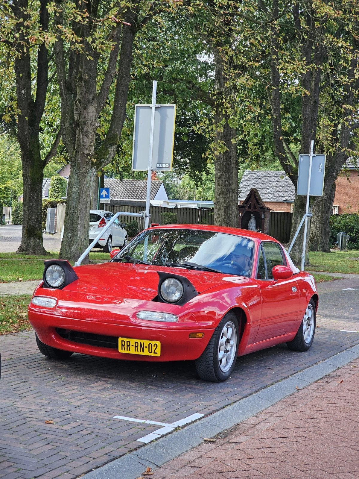 Mazda MX-5 1.6 Miata U9 1991 Rood, Achterwielaandrijving, 4 cilinders, Cabriolet, Handgeschakeld