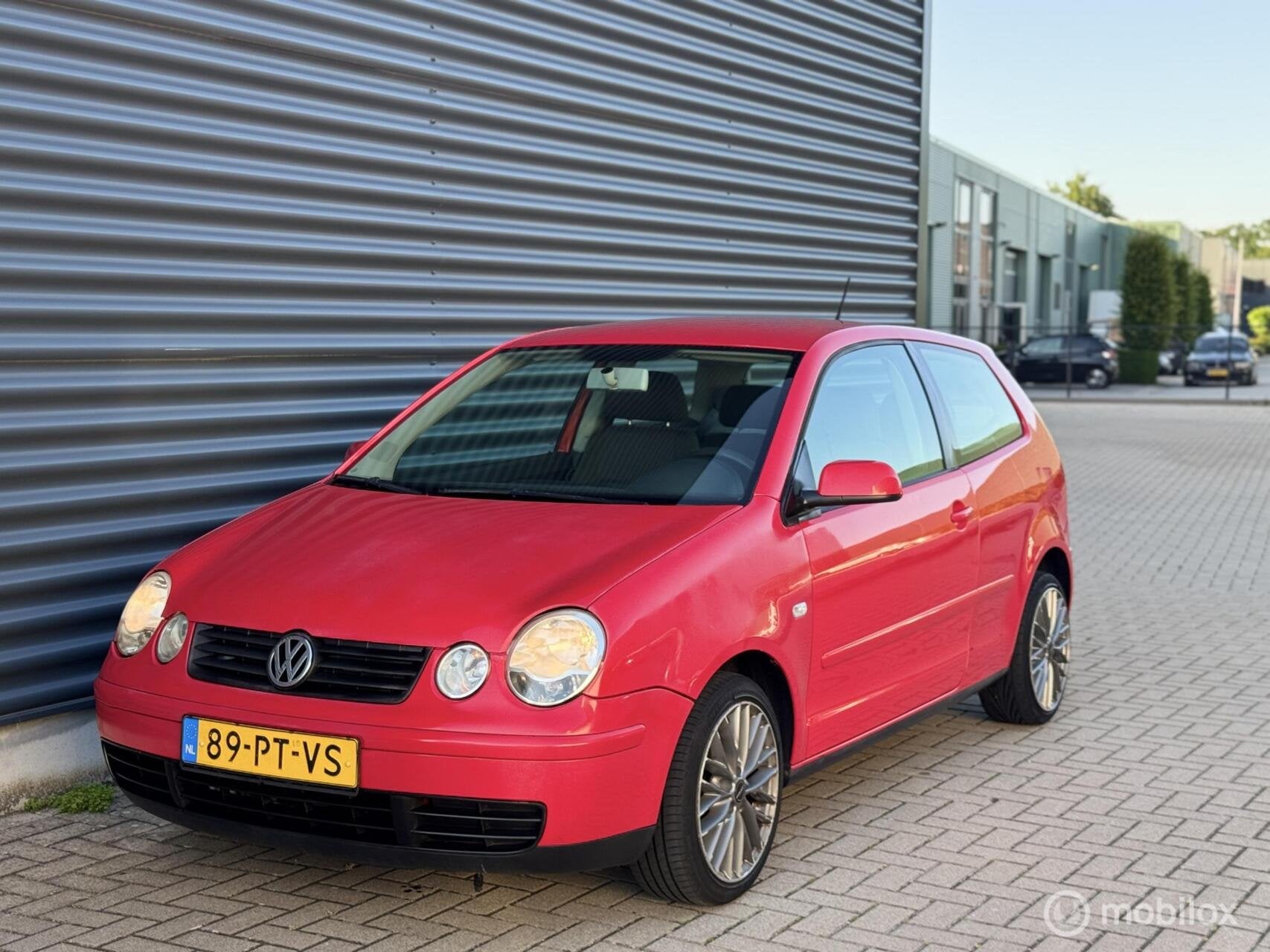 Volkswagen Polo 1.4 Automaat /Airco / Nieuwe APK, Auto's, Gebruikt, 49 €/maand, Bedrijf, Euro 4