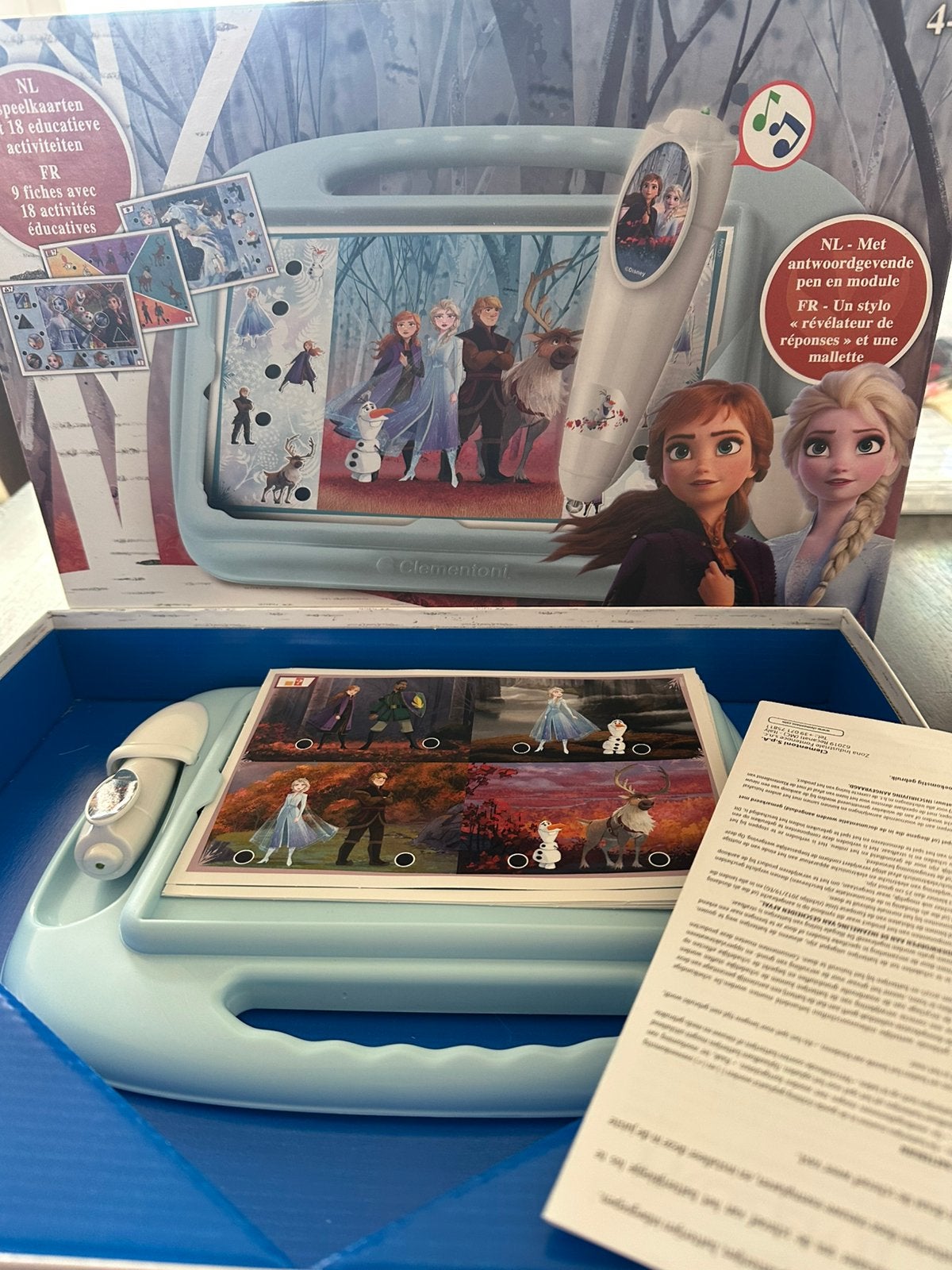 Clementoni Frozen travel quiz, Ophalen of Verzenden, Zo goed als nieuw, Ontdekken, Met licht