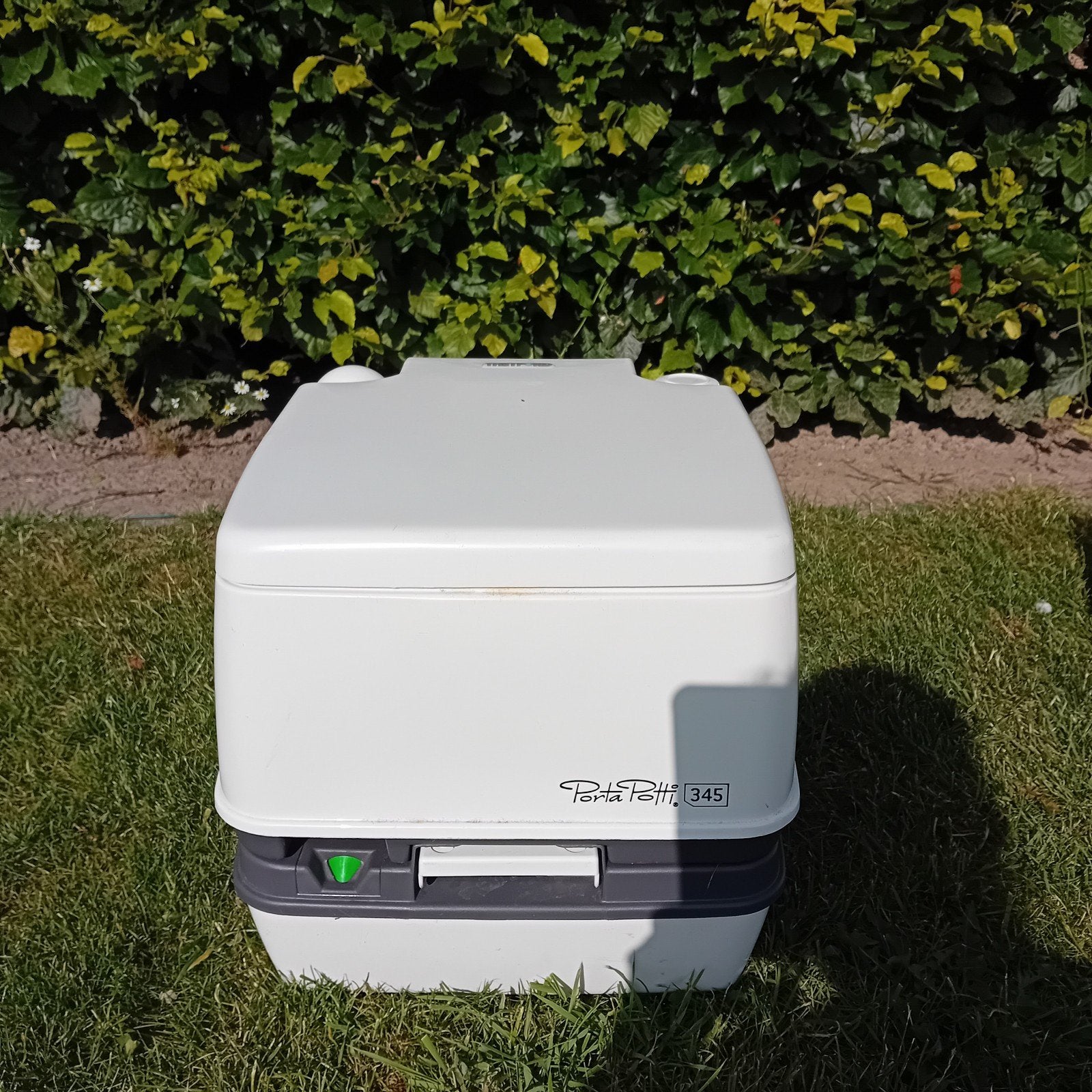 Chemisch toilet, Ophalen, Gebruikt