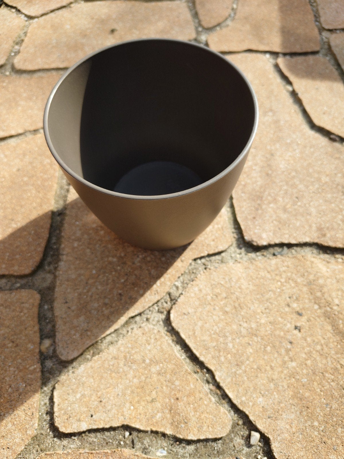 Elho bloempot, koffiekleur, 14cm, 1.4 liter, Tuin en Terras, Kunststof, Rond, Ophalen of Verzenden, Zo goed als nieuw