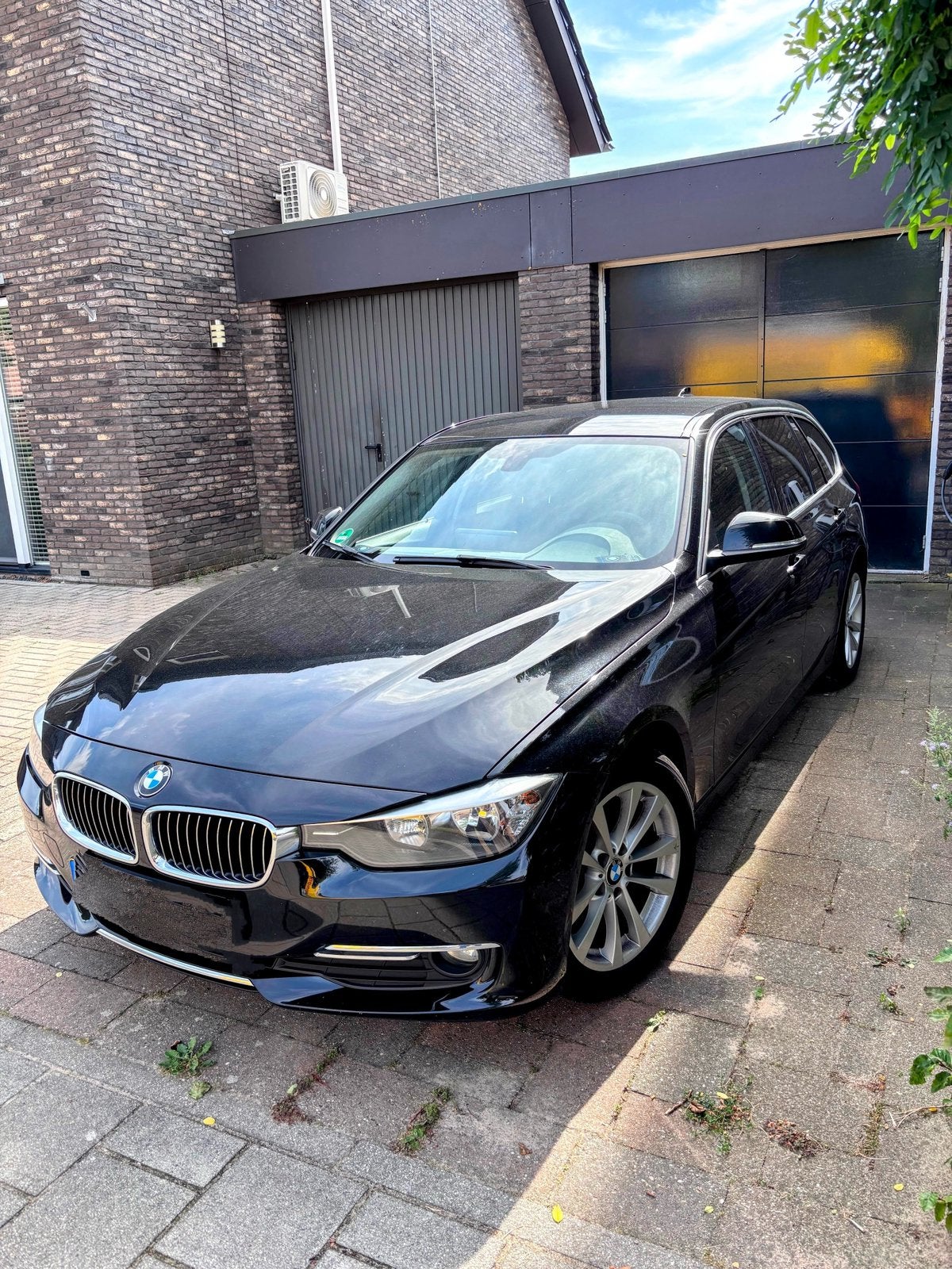 BMW 316i M Sport Touring met trekhaak, Auto's, BMW, Zwart, Handgeschakeld, Particulier, 3-Serie