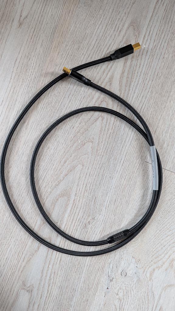 Shunyata Theta USB kabel, Ophalen of Verzenden, Zo goed als nieuw, Minder dan 2 meter, Overige kabels
