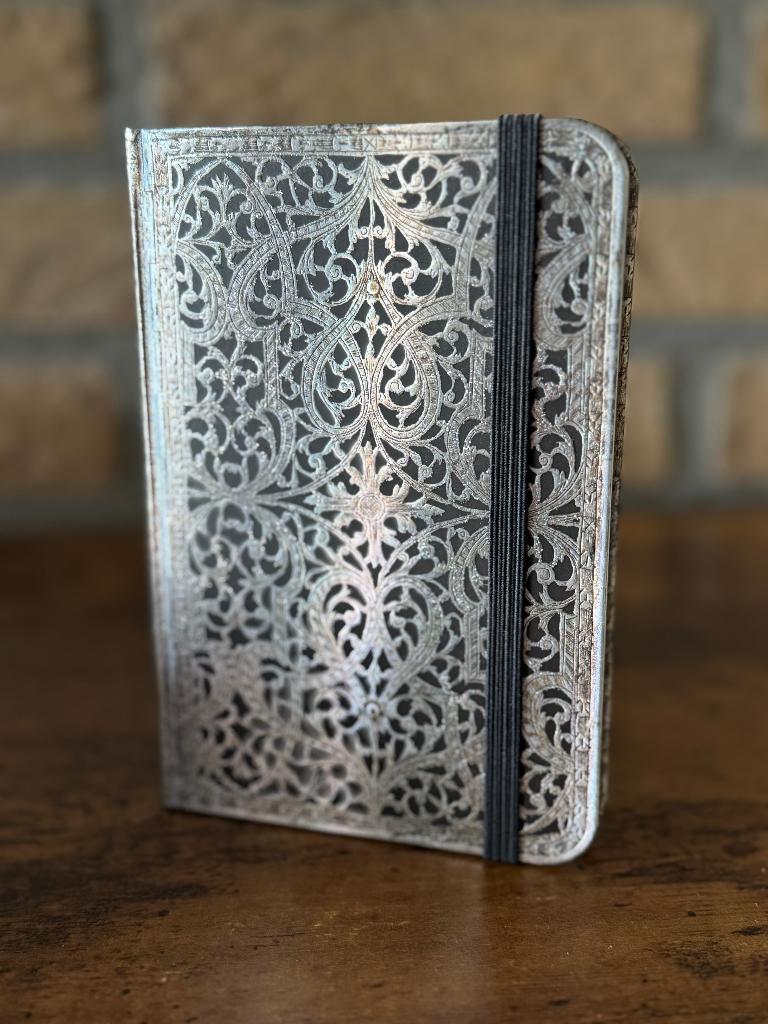 Paperblanks mini Silver Filigree gelinieerd - nieuw, Diversen, Notitieboeken, Ophalen of Verzenden, Nieuw, A6