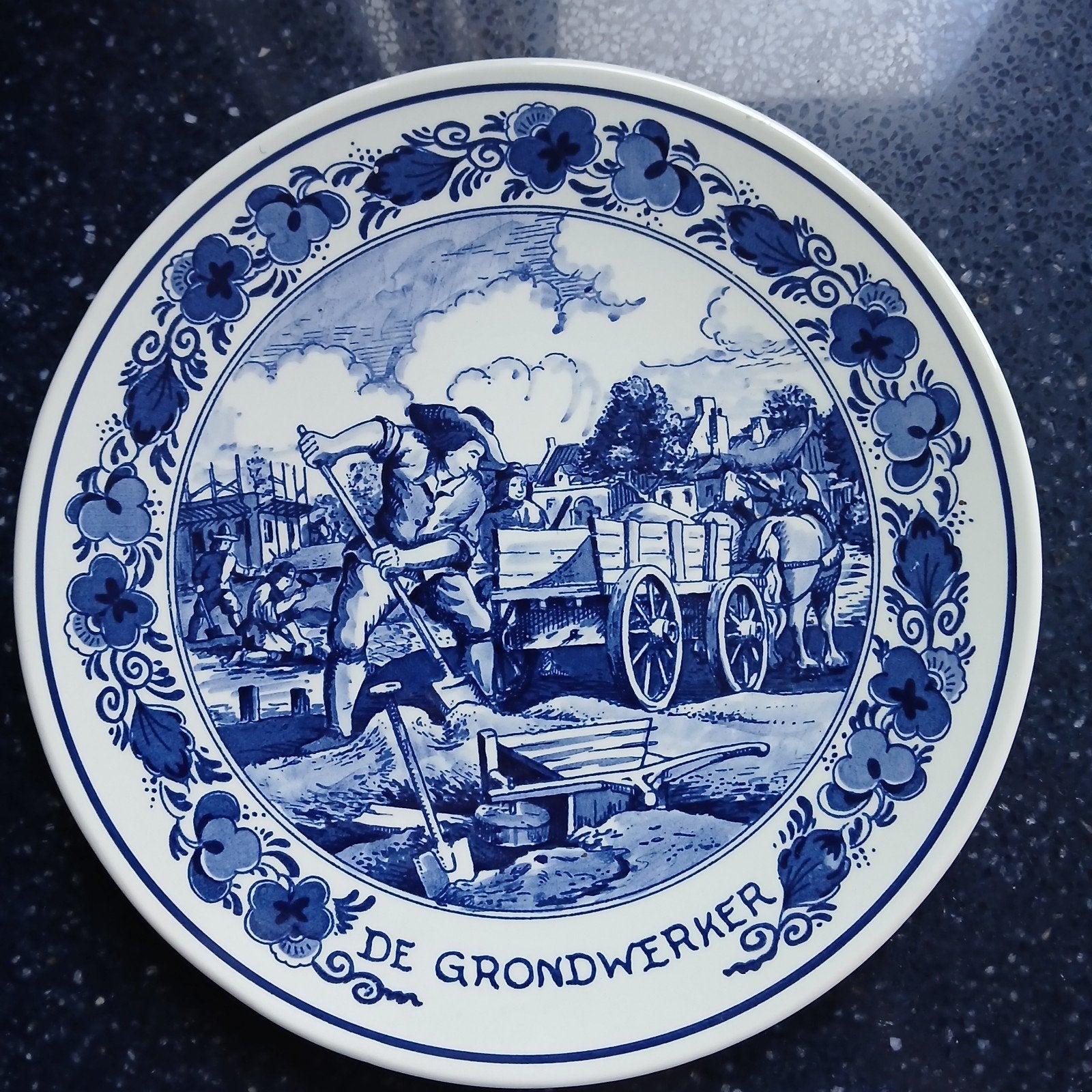 Delfts Blauw wandbord 'De Grondwerker' Royal Goedewaagen, Ophalen of Verzenden