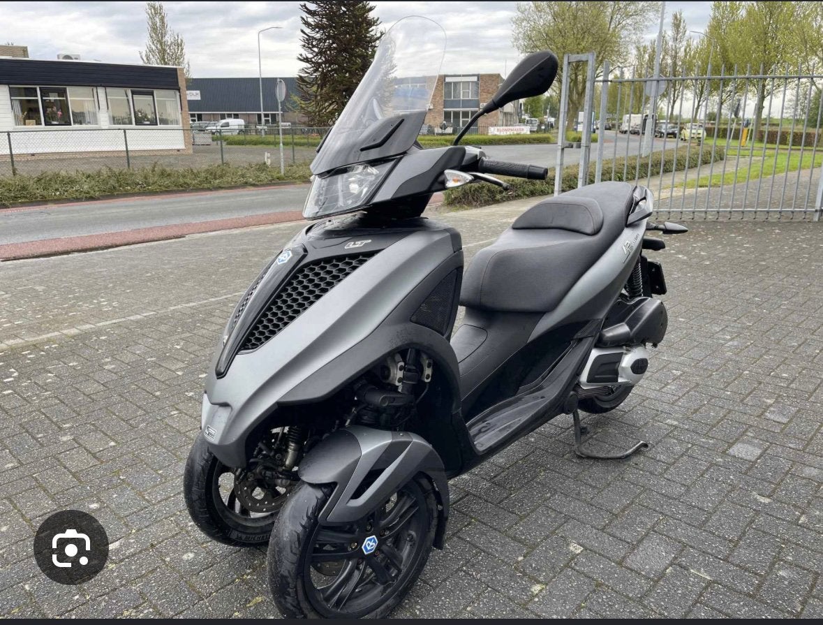 Piaggio Yourban MP3 300cc, Particulier, Scooter