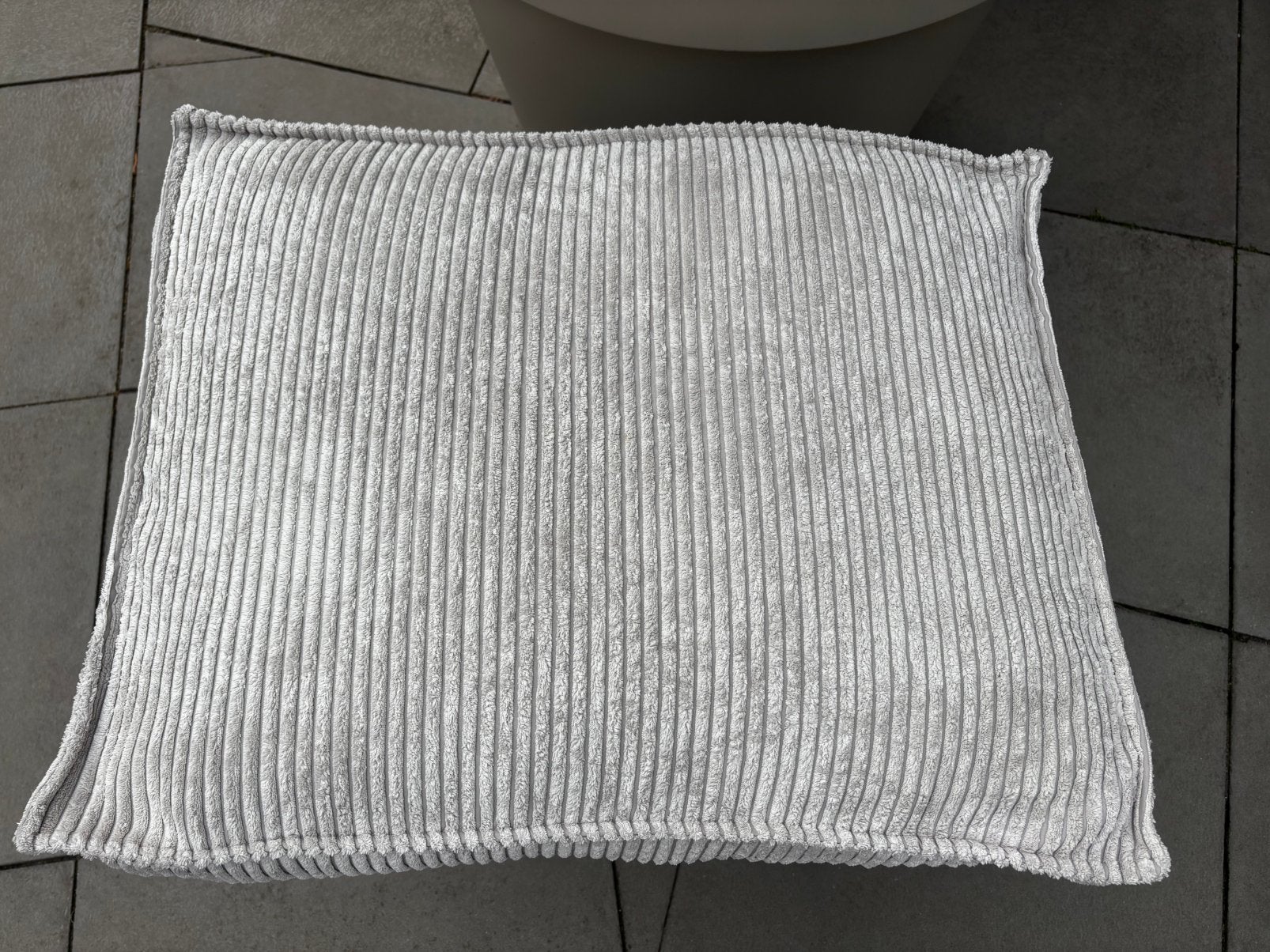 DESIGNED BY LOTTE ribbed hondenkussen mt S, Ophalen of Verzenden, Zo goed als nieuw