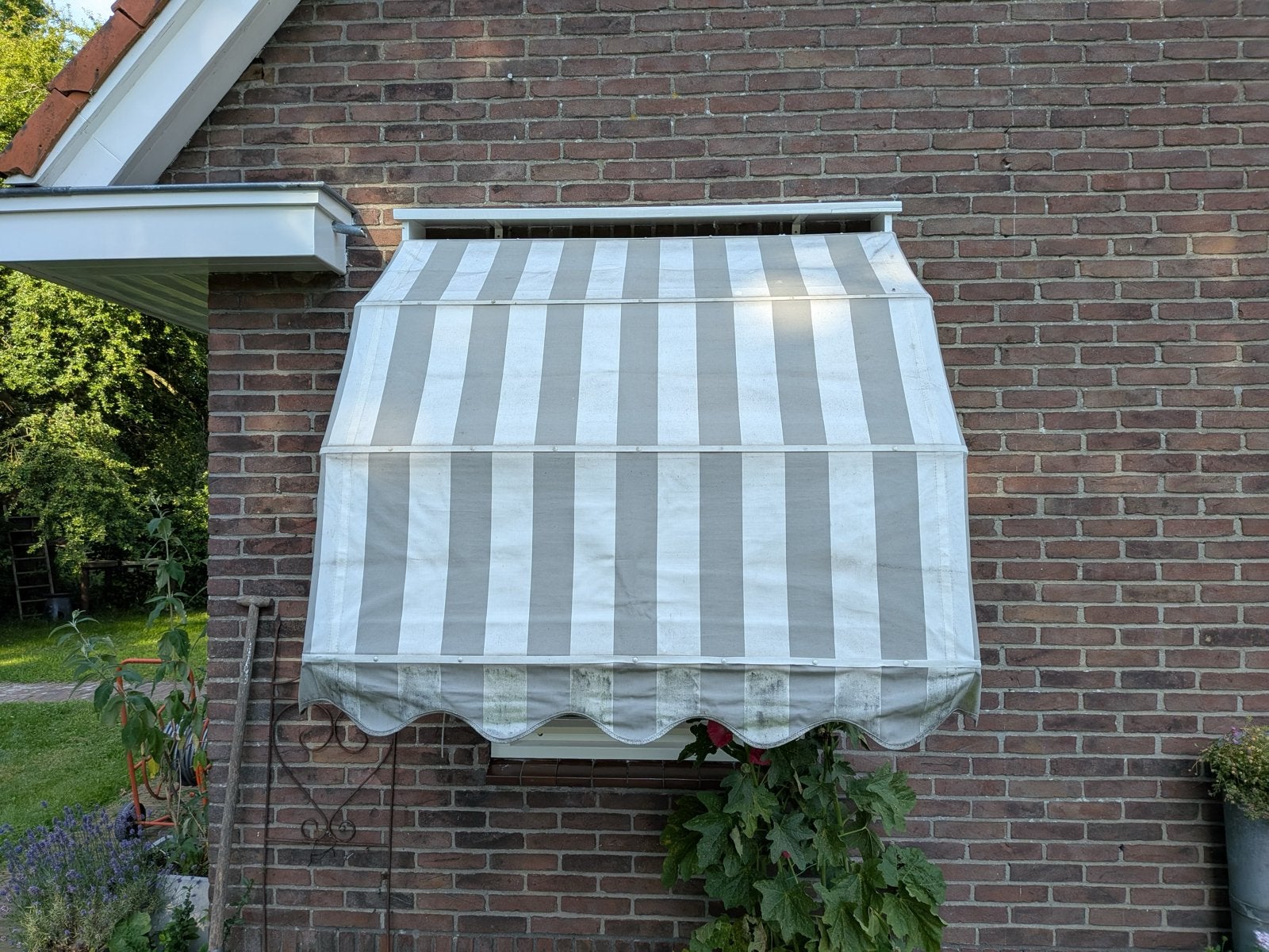 Markies zonnescherm - Grijs/wit gestreept, Ophalen, Gebruikt, Minder dan 250 cm, Markies