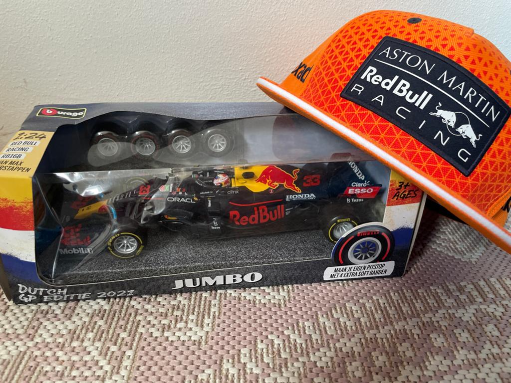 Max Verstappen F1 modelauto + petje - Beide nieuw!, Ophalen of Verzenden, Nieuw, Auto, Overige merken