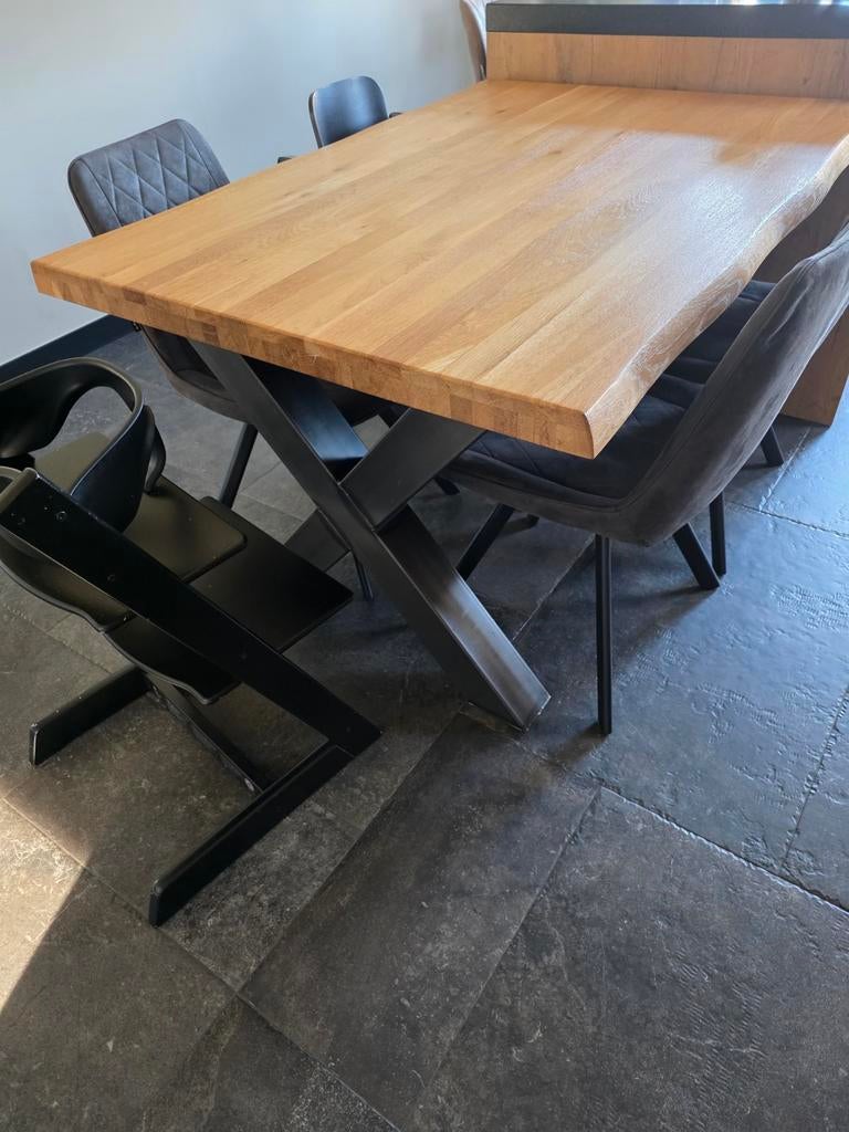 HACO Eikenhouten eettafel 140x100cm met metalen onderstel, Zo goed als nieuw, Modern industrieel, 150 tot 200 cm, Rechthoekig