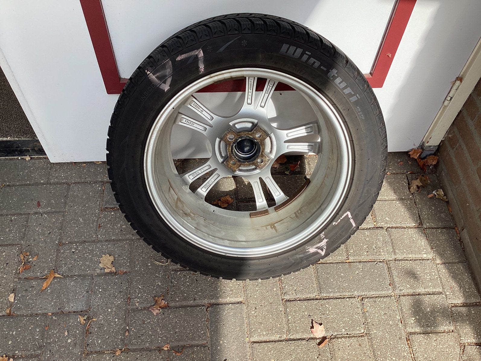 Winterbanden op LM velgen, Ophalen, Banden en Velgen, 17 inch, 205 mm