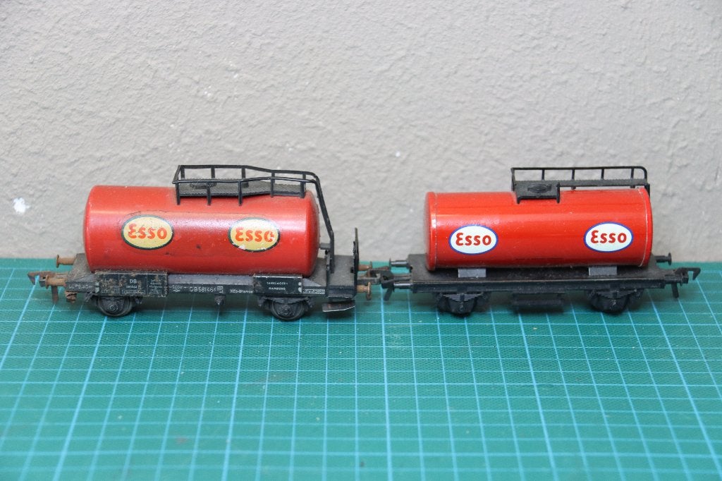 Fleischmann 2 x Esseo wagonentjes, Gelijkstroom, Fleischmann, Wagon, Ophalen of Verzenden