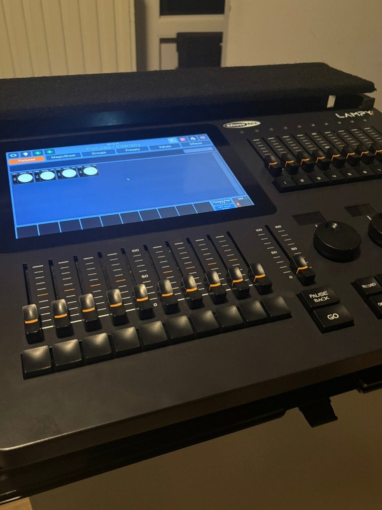 Showtec Lampy 20 2U - inclusief Flightcase, Ophalen, Zo goed als nieuw, Overige typen, Kleur
