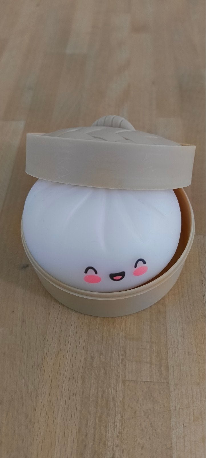 3 Dumplings squisy wit, verkleurd in de zon/licht, Ophalen, Nieuw
