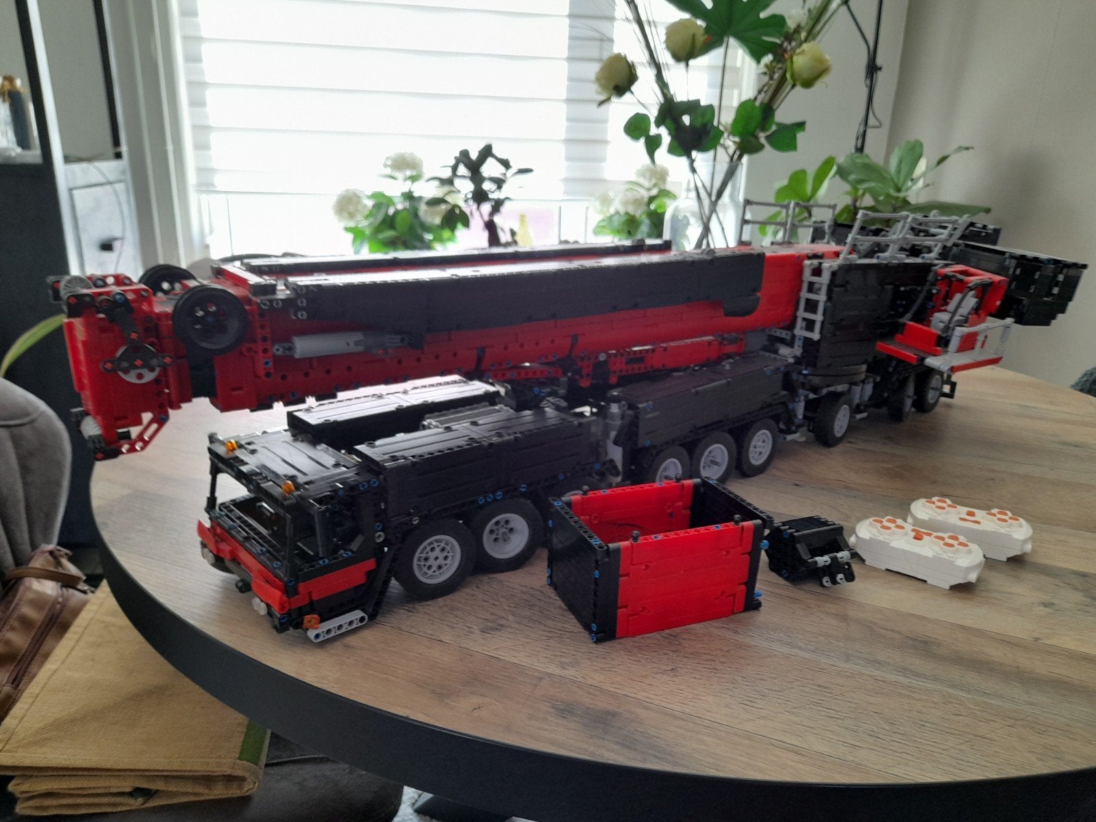 LEGO Technic Liebherr LTM 1750-9.1 V2.0 Kraan, Ophalen of Verzenden, Zo goed als nieuw, Overige merken