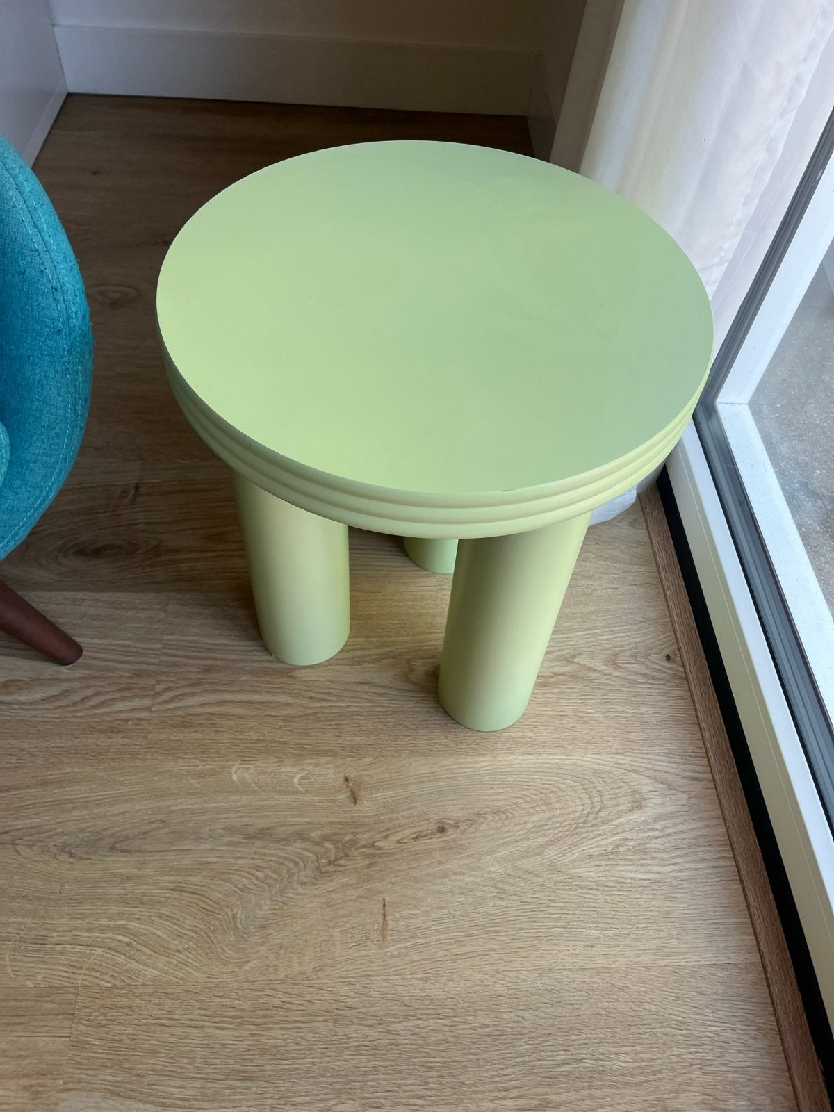 Nieuwe minimalistische bijzettafel, 45 tot 60 cm, Overige materialen, Minder dan 55 cm, Rond