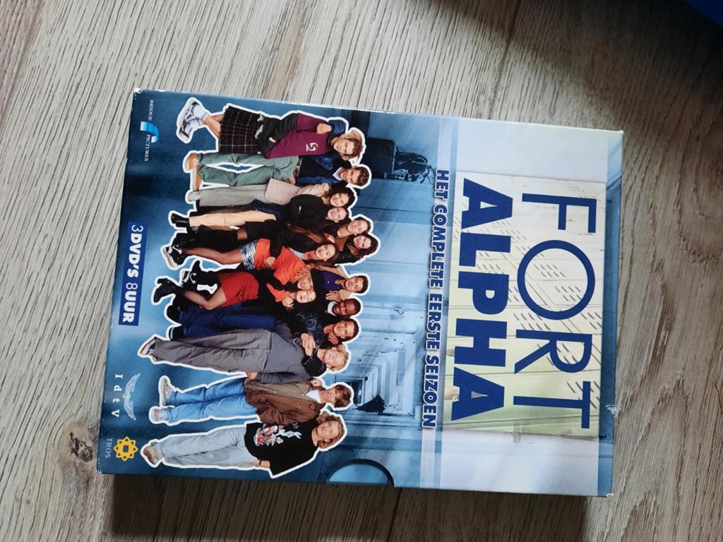 Fort Alpha - Het complete eerste seizoen (3 DVD's), Cd's en Dvd's, Gebruikt, Boxset, Drama, Ophalen of Verzenden