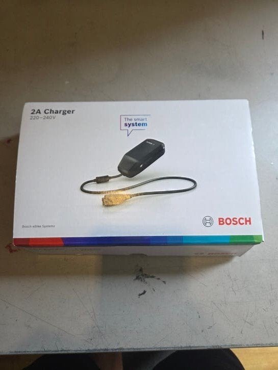 Bosch 2A Oplader 220-240V voor E-bike, Ophalen of Verzenden, Zo goed als nieuw