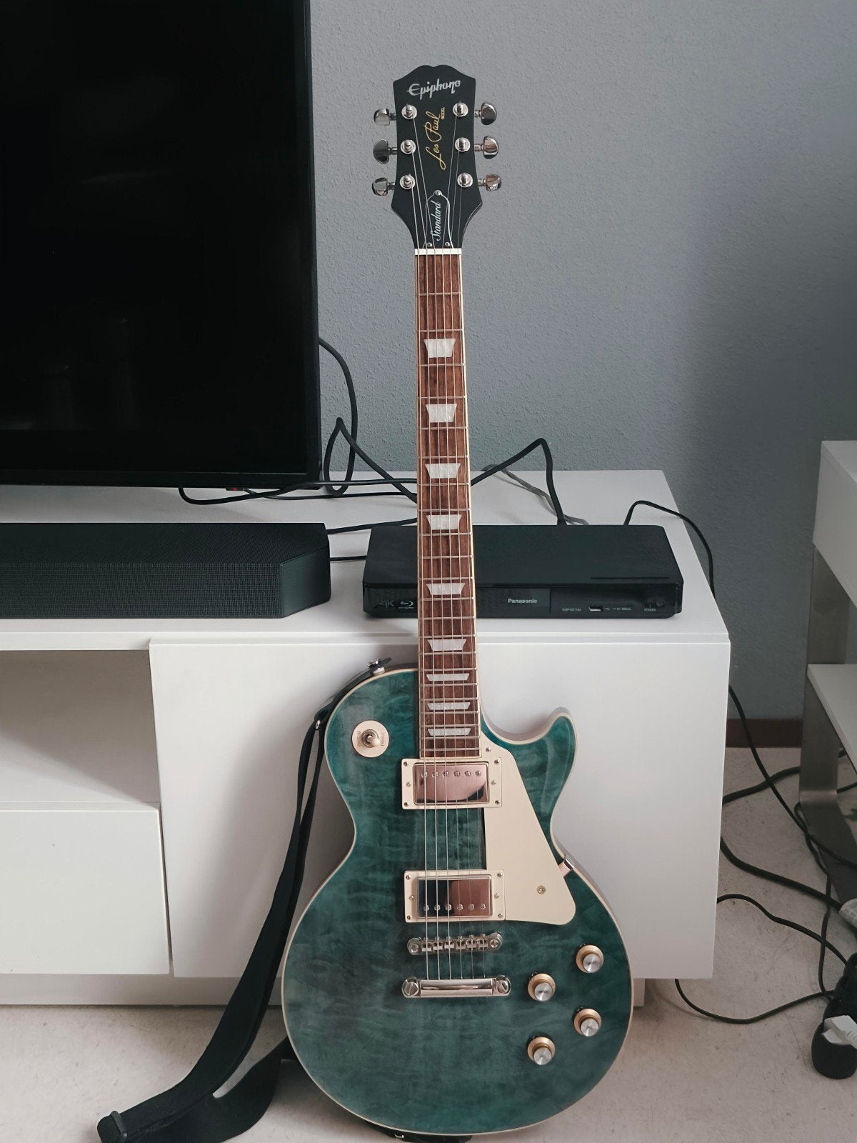 Epiphone les paul standard 60's quilted translucent blue, Muziek en Instrumenten, Snaarinstrumenten | Gitaren | Elektrisch, Ophalen