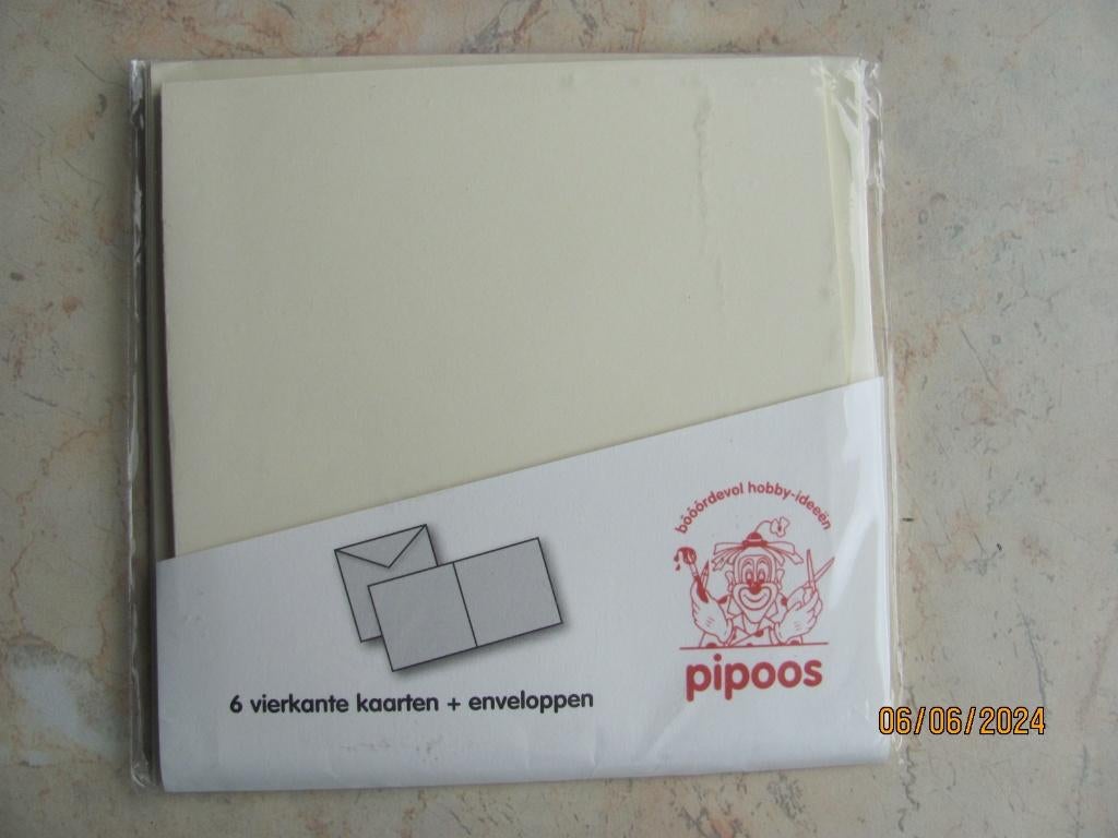 NIEUW dubbel KAARTEN papier ENVELOP vanille PIPOOS vierkant, Ophalen of Verzenden, Nieuw, Overige thema's, Blanco kaart of Basiskaart