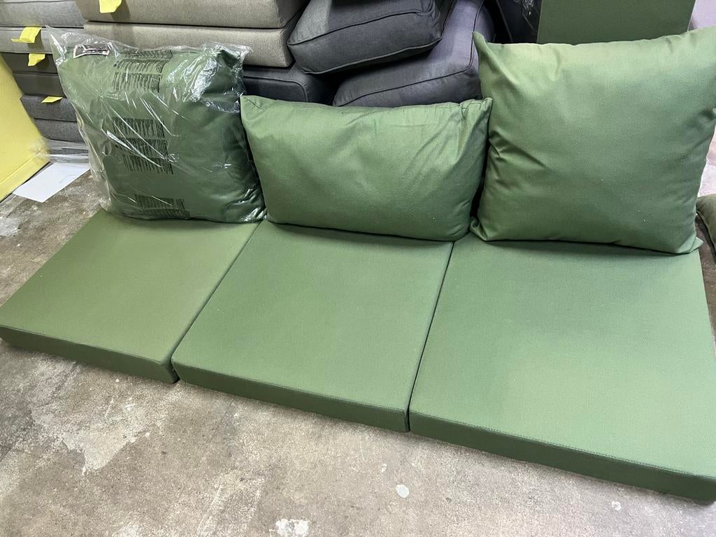 Nieuwe groene waterproof kussens voor loungeset/tuinbank, Ophalen of Verzenden, Nieuw