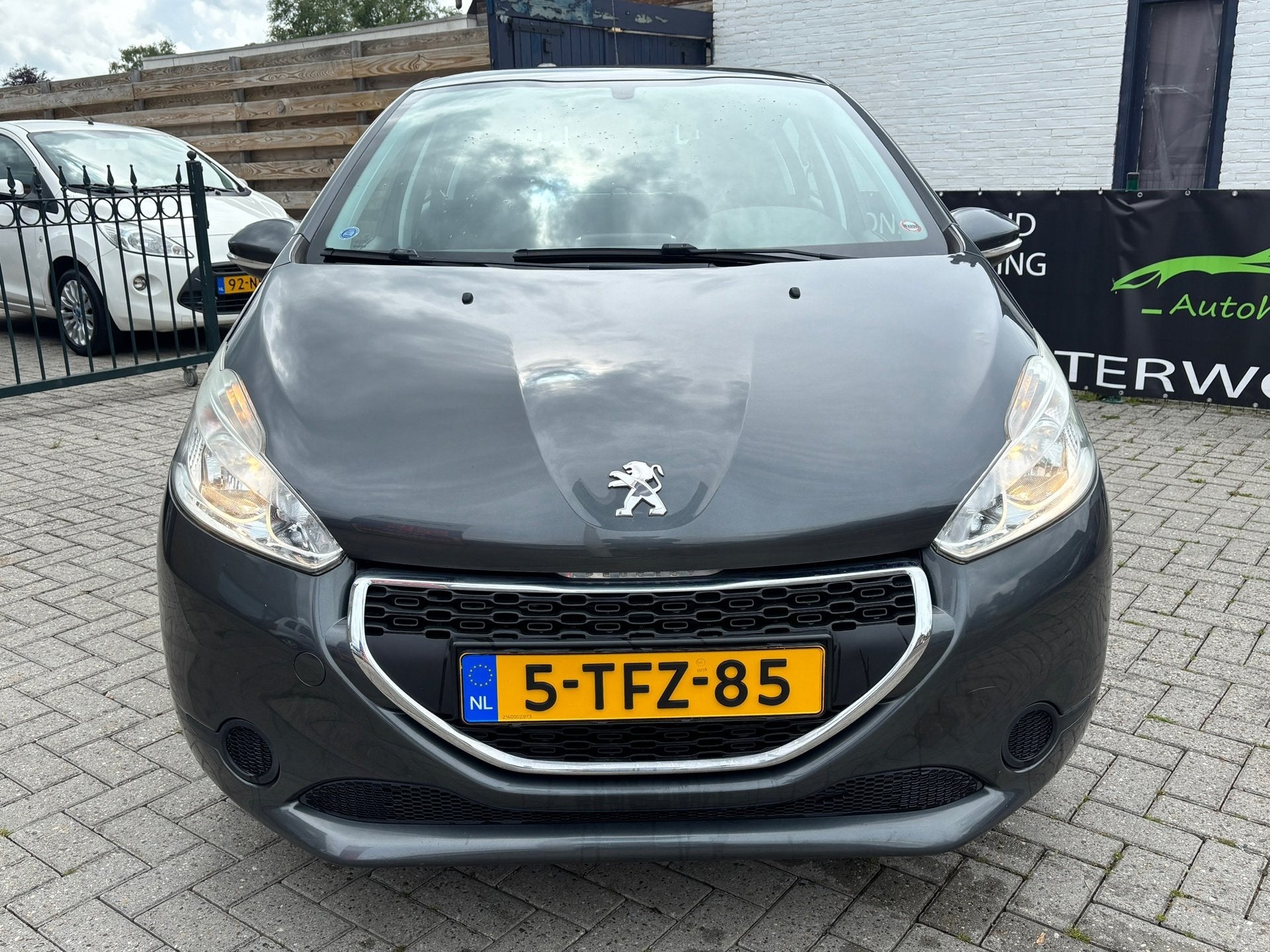 Peugeot 208 1.2 VTi Active | NIEUWE APK | CRUISE | AIRCO | N, Voorwielaandrijving, Euro 5, Gebruikt, 31 €/maand
