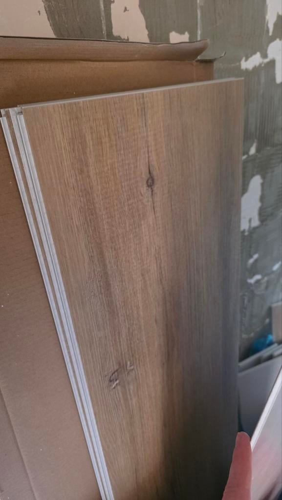 Click PVC vloerdelen, 1 pak + 1 pak mist 1 plank, Ophalen