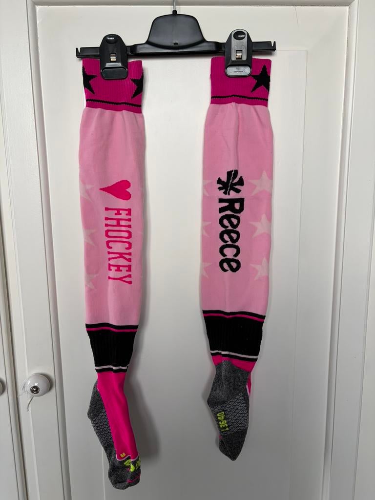 Reece hockeysokken roze Love hockey mt 36-40, Sport en Fitness, Ophalen of Verzenden, Zo goed als nieuw, Kleding
