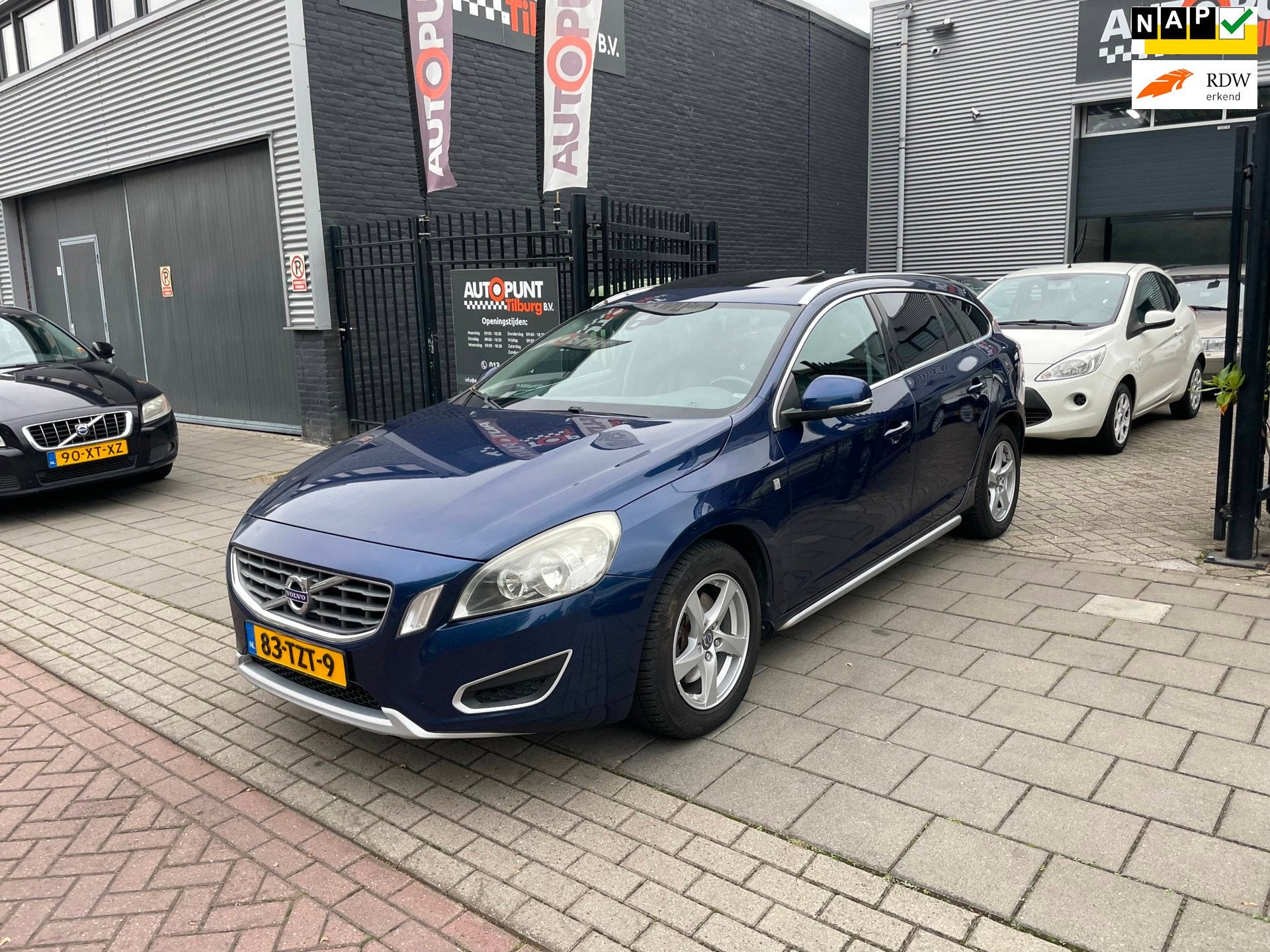 Volvo V60 1.6 T3 Ocean Race Schuifdak Trekhaak Airco NAP APK, Auto's, Voorwielaandrijving, Gebruikt, 4 cilinders, 150 pk