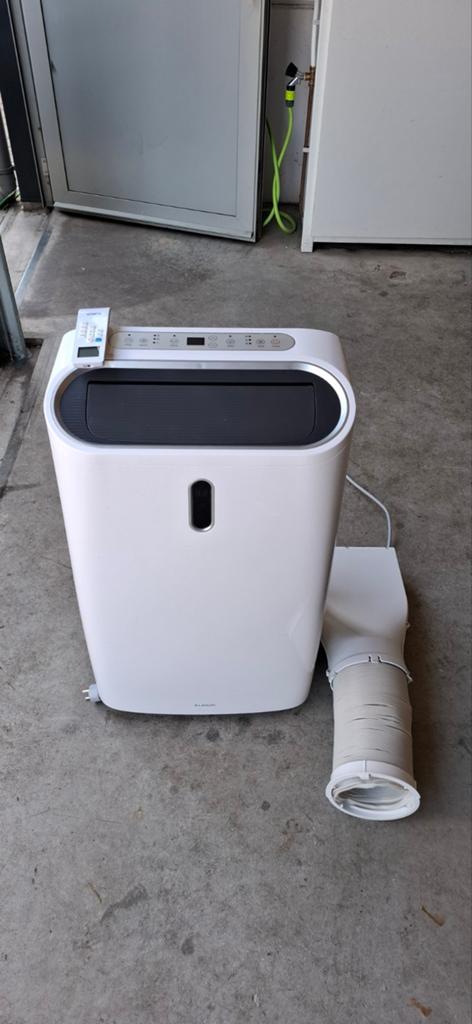 Eurom Polar 12C Mobiele Airco - Koelen en Verwarmen, Ophalen, Koelen en Ontvochtigen, Energieklasse A of zuiniger, 3 snelheden of meer