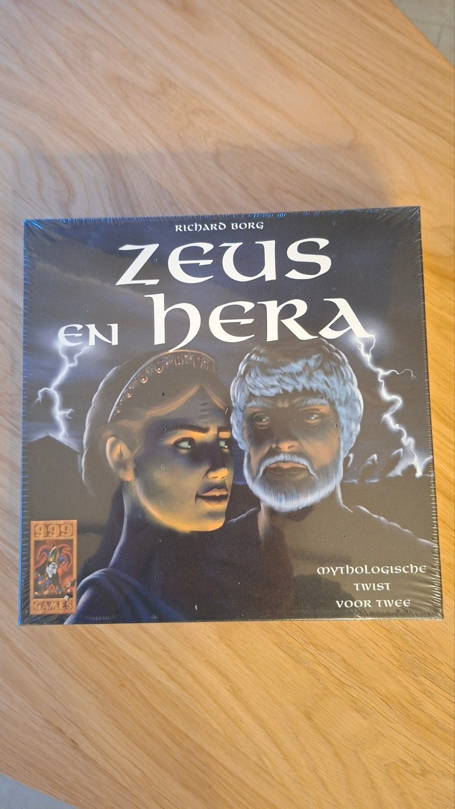 Zeus en Hera bordspel - Mythologische twist voor twee, Een of twee spelers, Ophalen of Verzenden, Nieuw, 999 Games