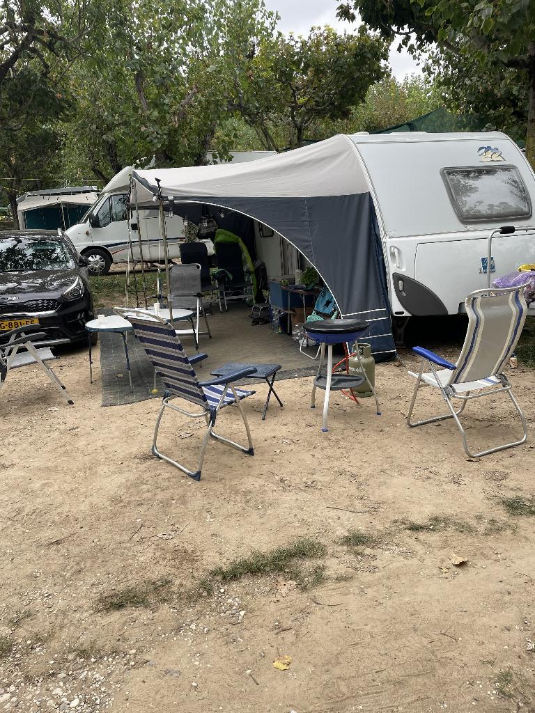 Knaus Sudwind 450 fu, Caravans en Kamperen, Caravans, Schokbreker, Rondzit, Particulier, Vast bed