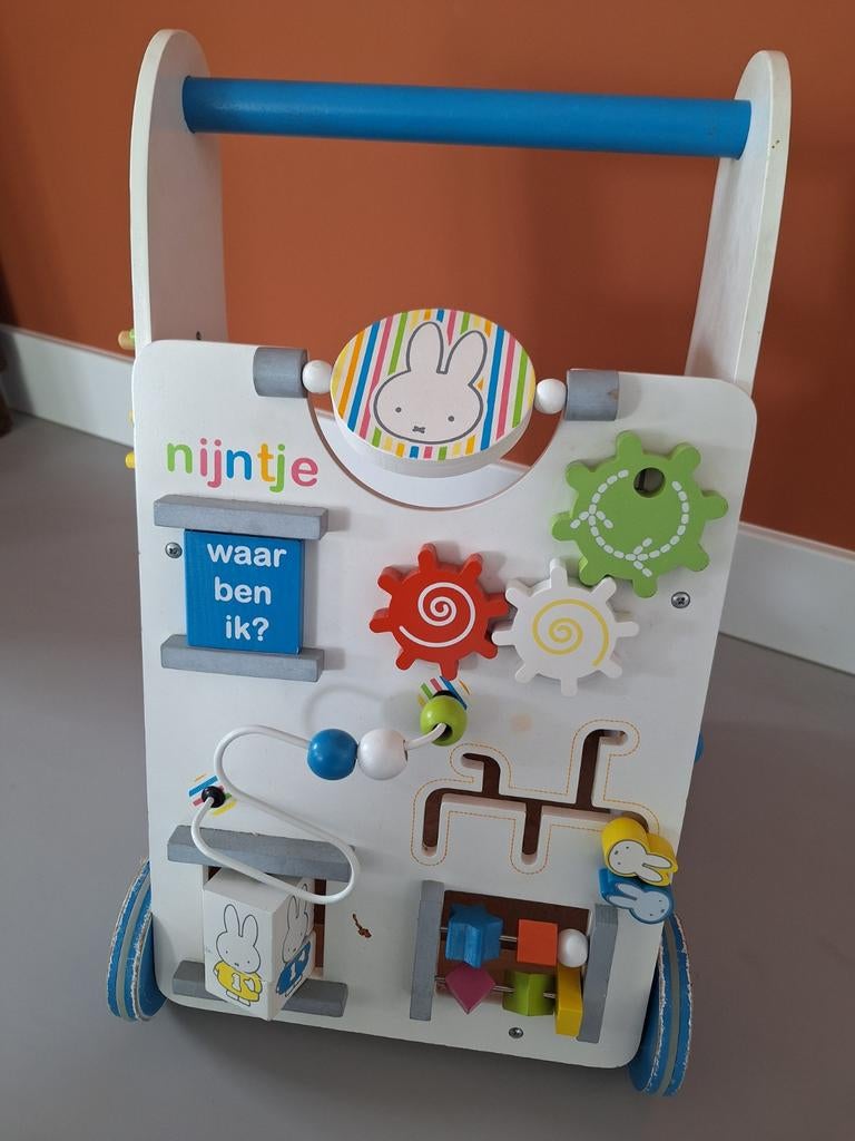 Nijntje loop karretje., Ophalen, Zo goed als nieuw